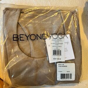 BRAND NEW Beyond Yoga beyond the bump tan Maternity racerback tank top